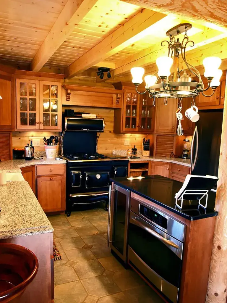Buechel 06595 cedar log home kitchen