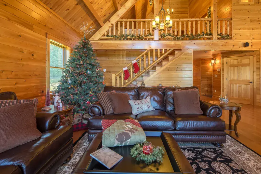 Custom Plan 09987 cedar log home, photo 4