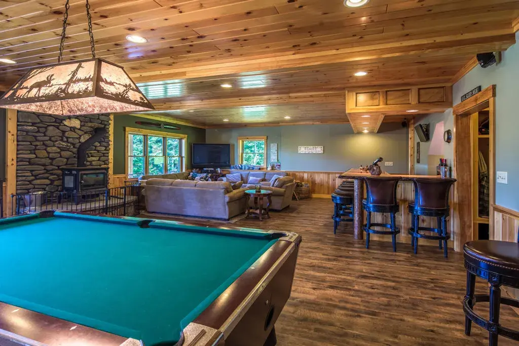 Custom Plan 09987 cedar log home, photo 17