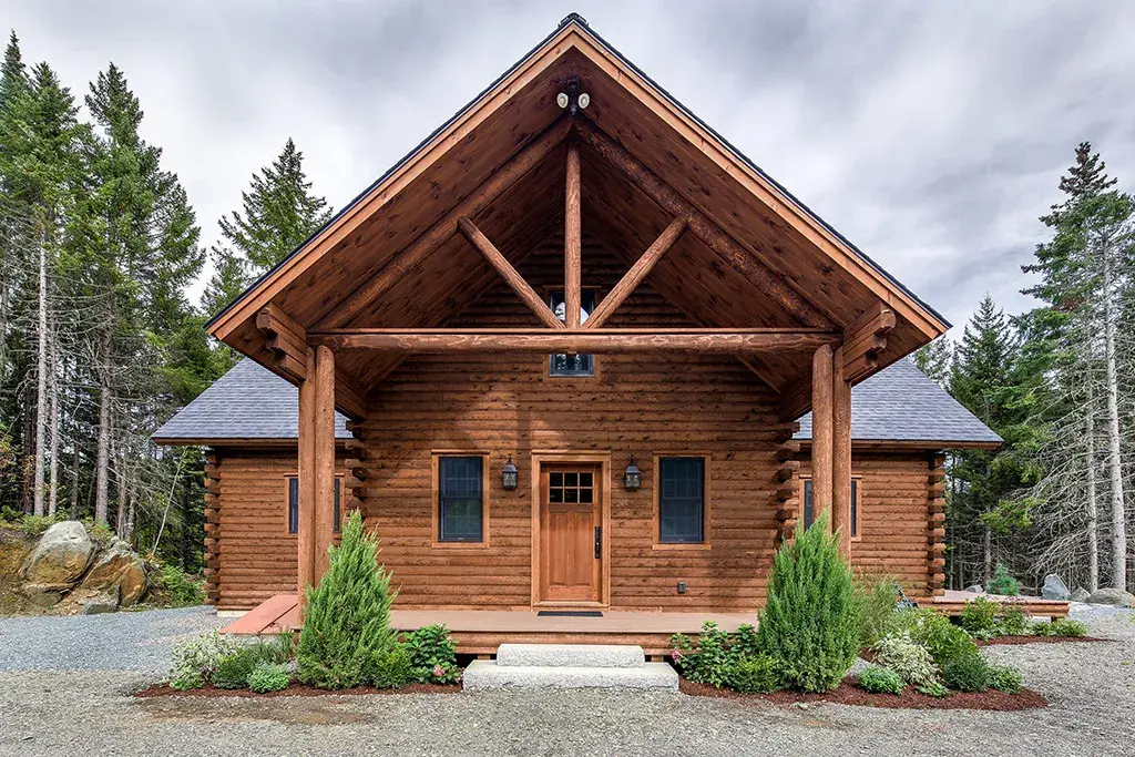 Custom Plan 17663 cedar log home, photo 2