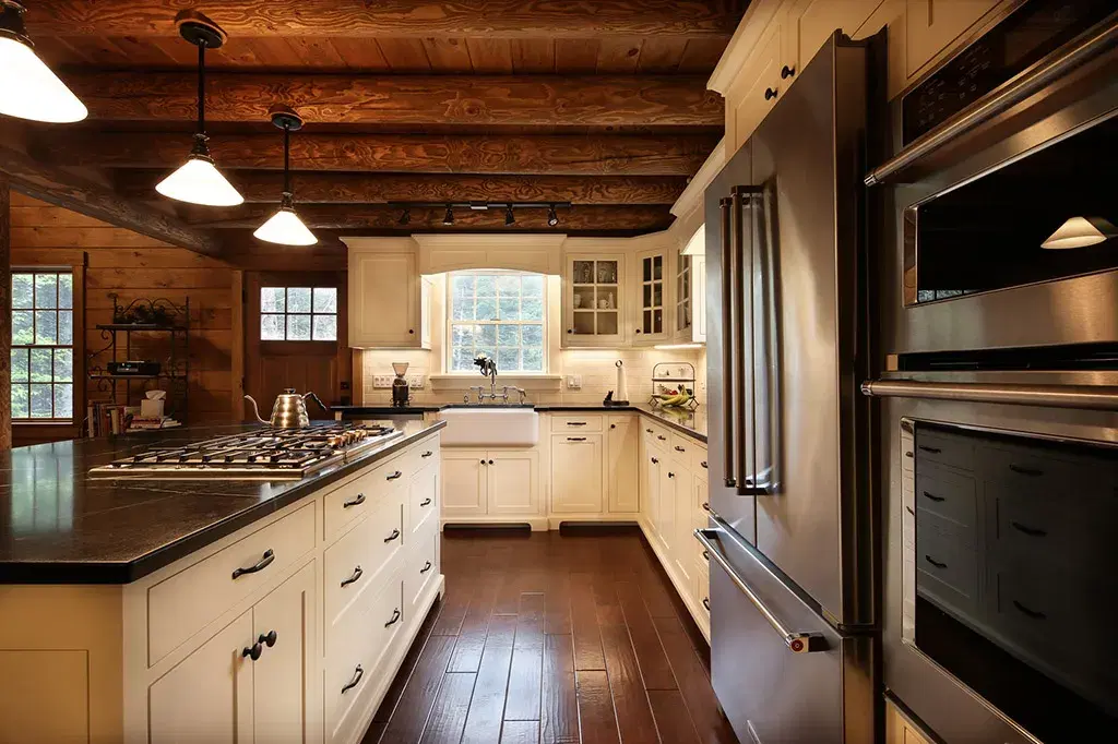 Custom Plan 17663 cedar log home, photo 4