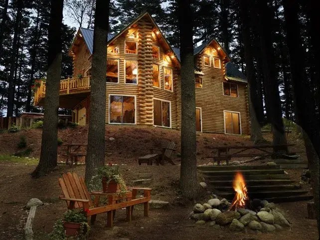 Demarco 99643 cedar log home exterior