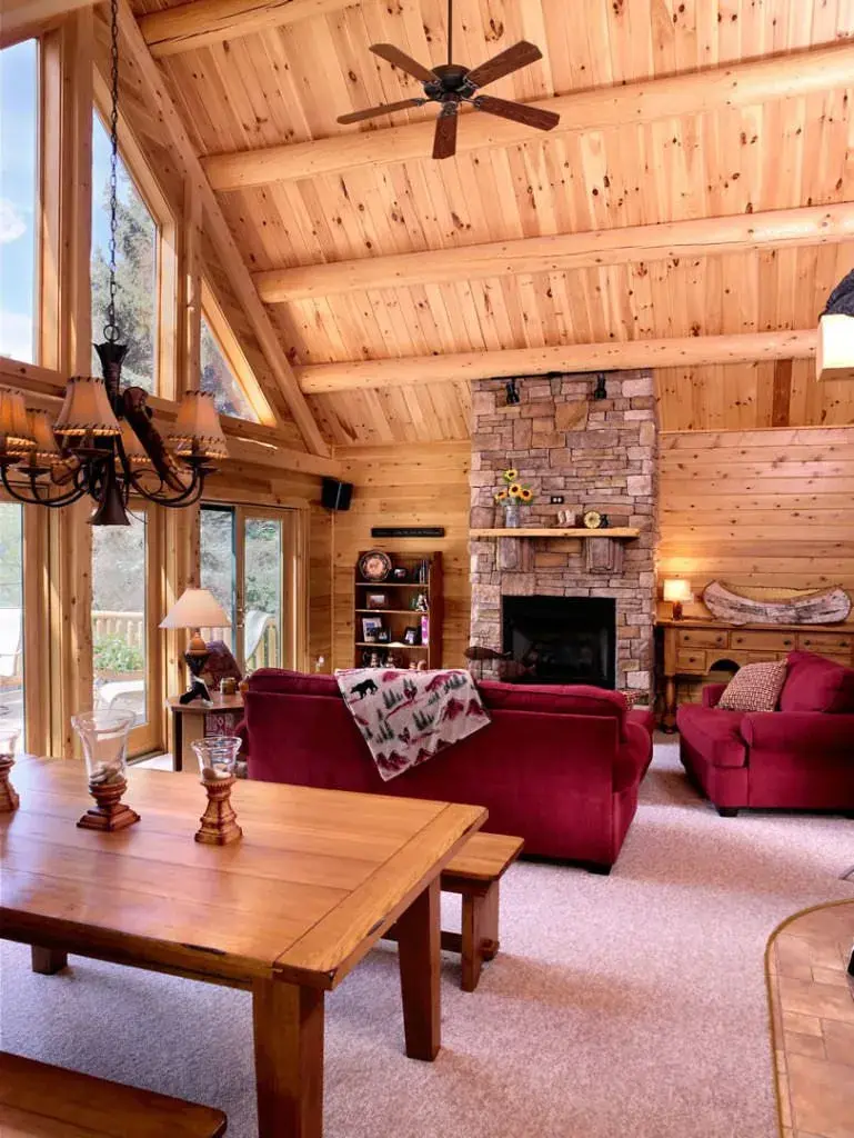 Kodiak 03203 cedar log home living room