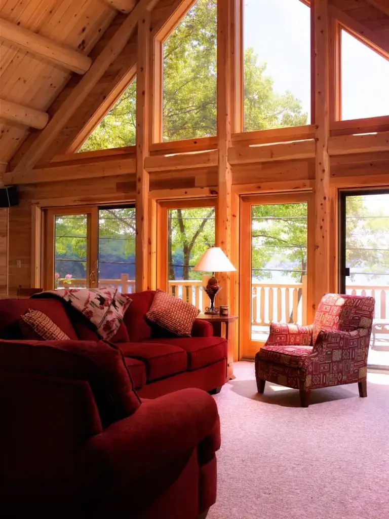 Kodiak 03203 cedar log home living room