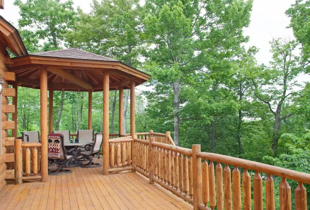 Lakeview 06637 cedar log home, photo 4