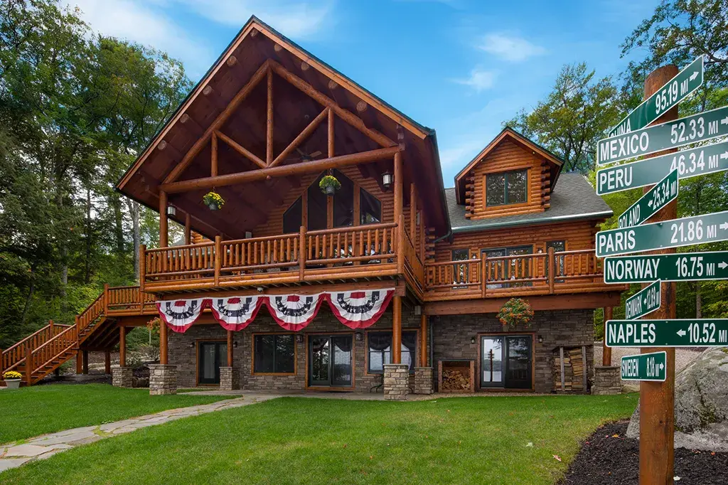 Modified Lakeview 10032 cedar log home, photo 8