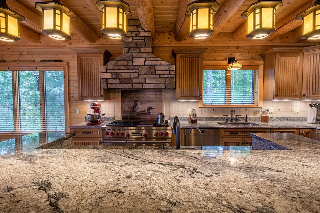 Modified Lakeview 10032 cedar log home, photo 17