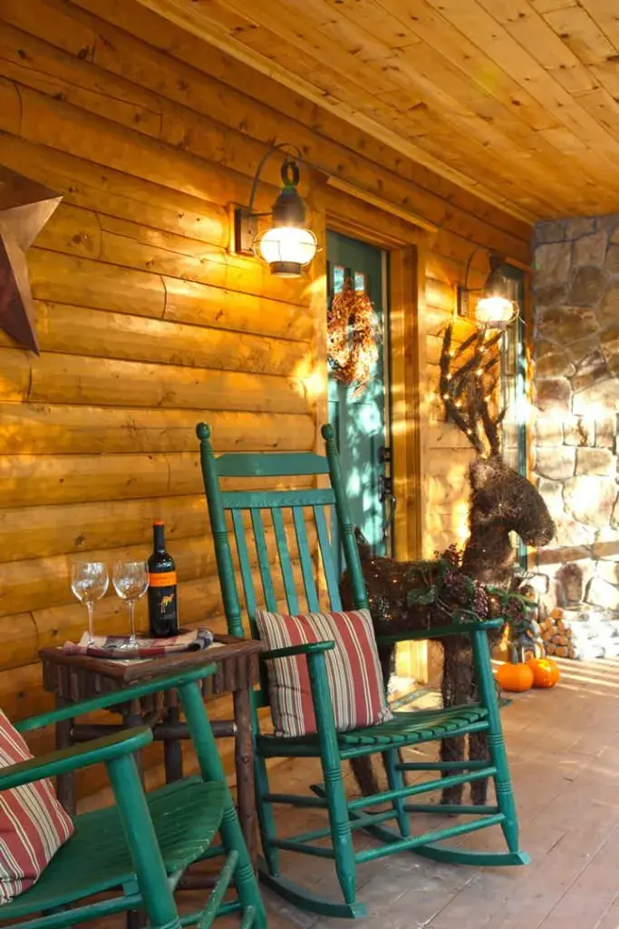 Modified Senator 07706 cedar log home porch