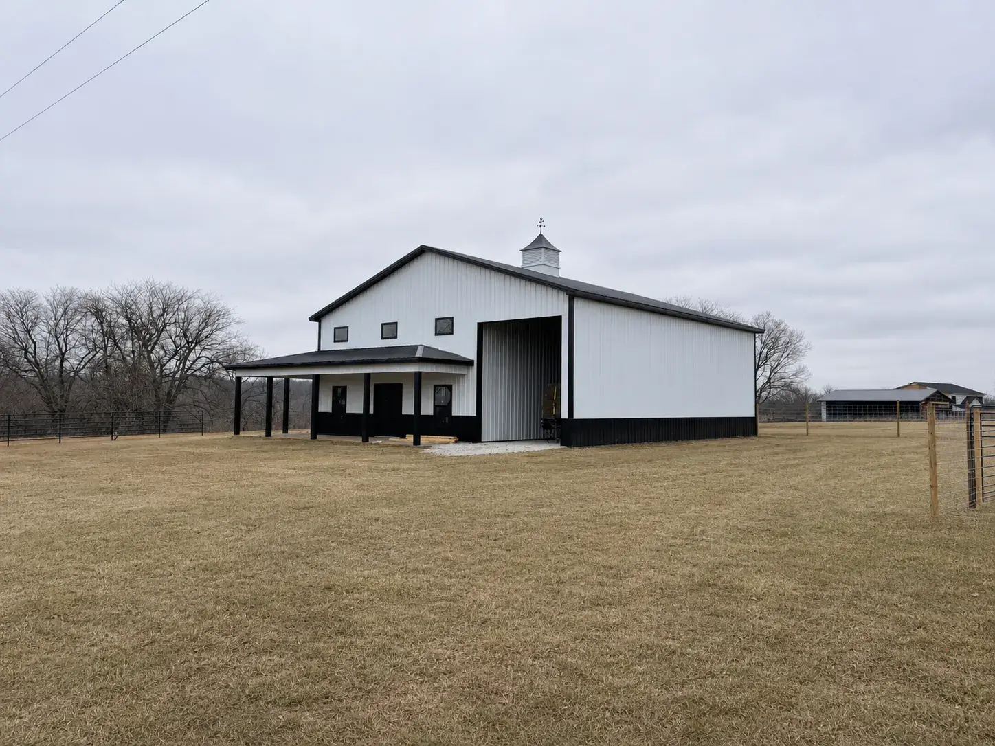 Livestock and horse facility from the EPS equestrian collection