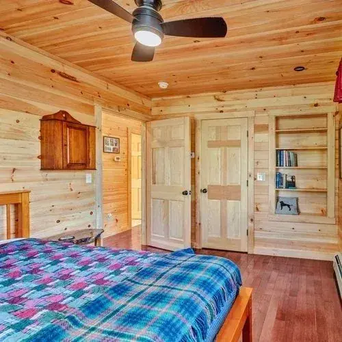 Milo+Bedroom+Square.webp