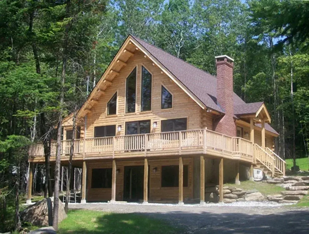 Lakewood+Exterior1.webp
