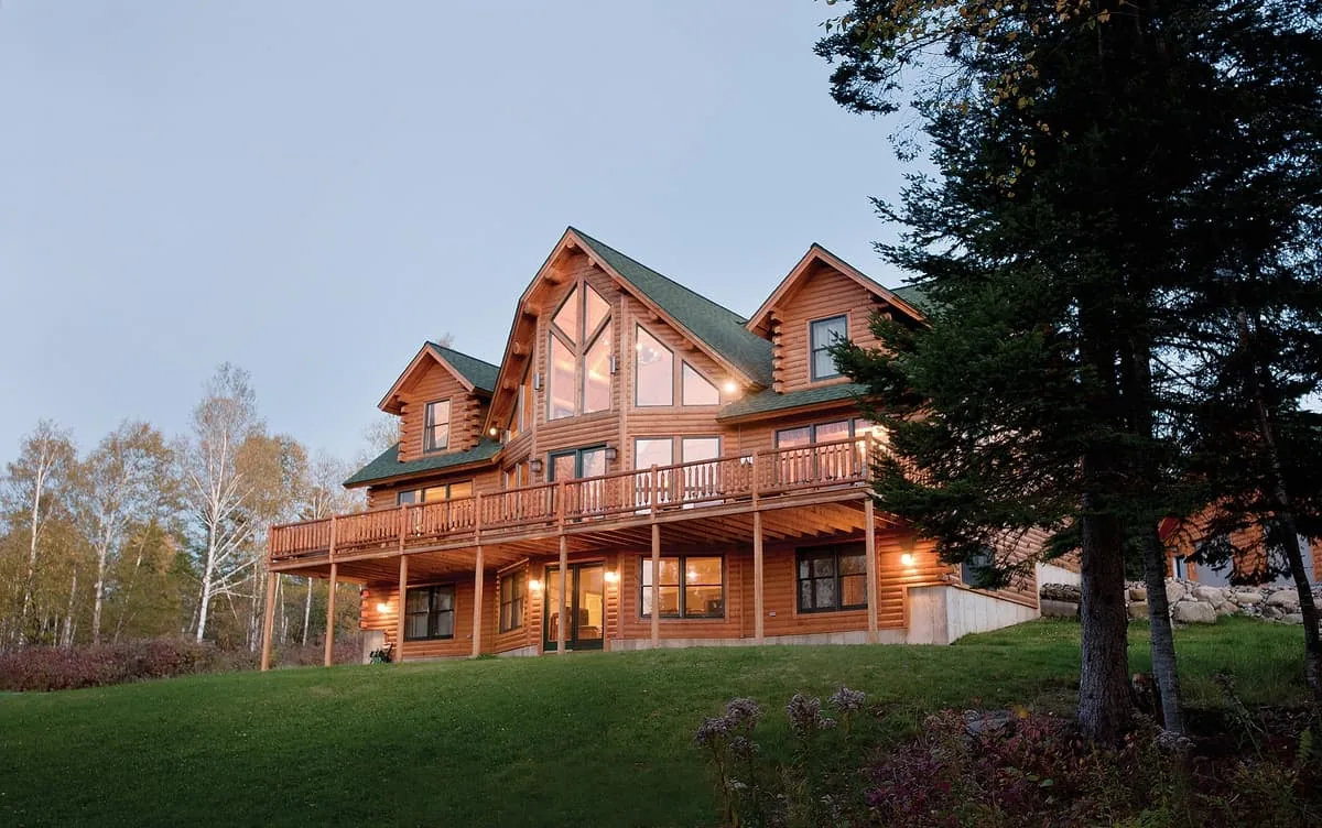 Big Twig Homes LLC. Beautiful cedar log home in the mountains. Big Twig Homes LLC. is a dealer of high quality cedar log homes, sell log home packages and log home kits, serving the Southeastern United States including North Carolina, South Carolina, Georgia, and Tennessee.
